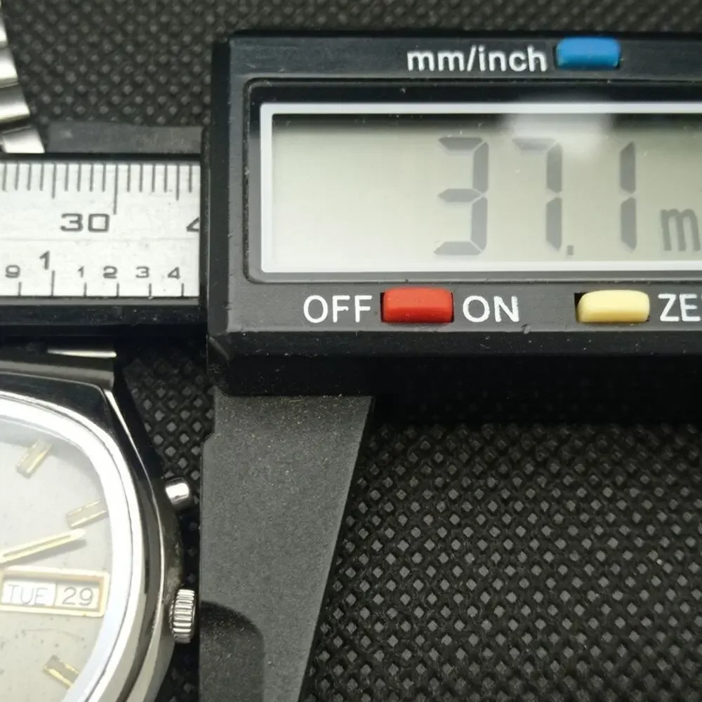Vintage 1989 Orient Automatic Mens Silver Watch W/daydate & Gold accents